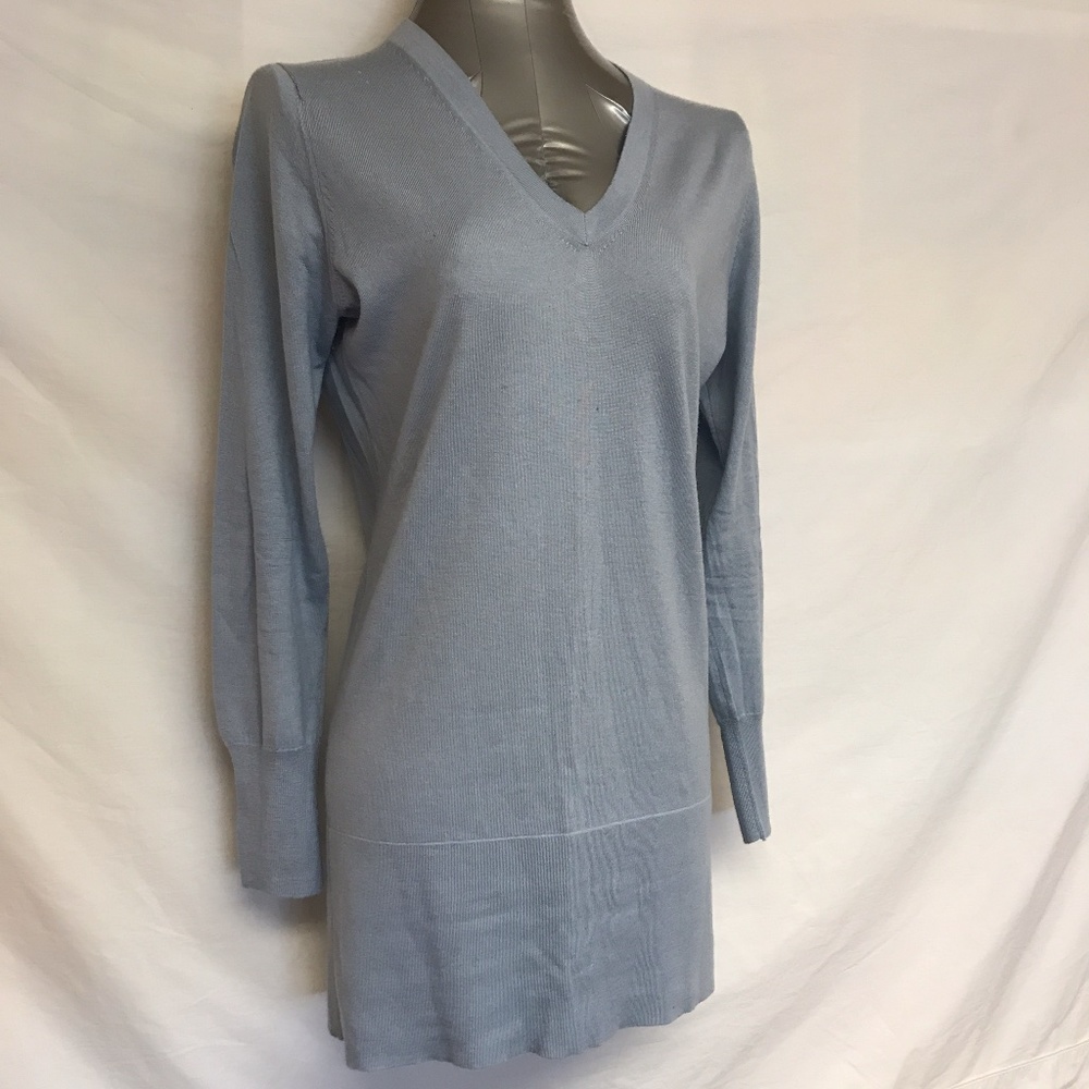 Club Monaco V-neck Long Sweater -  Medium